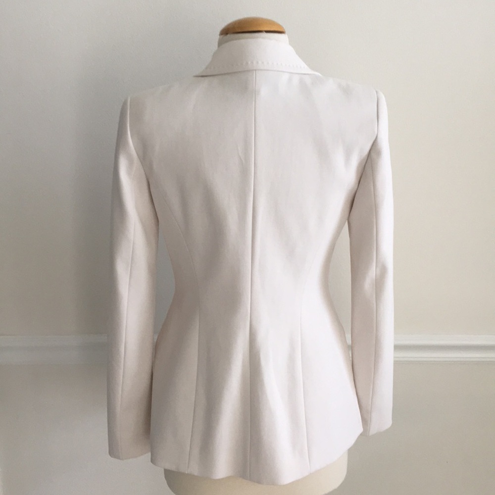 ESCADA BEAUTIFUL Sz 34 (S) Blazer Off White with Black Lamb Braided Belt EUC - Picture 6 of 11